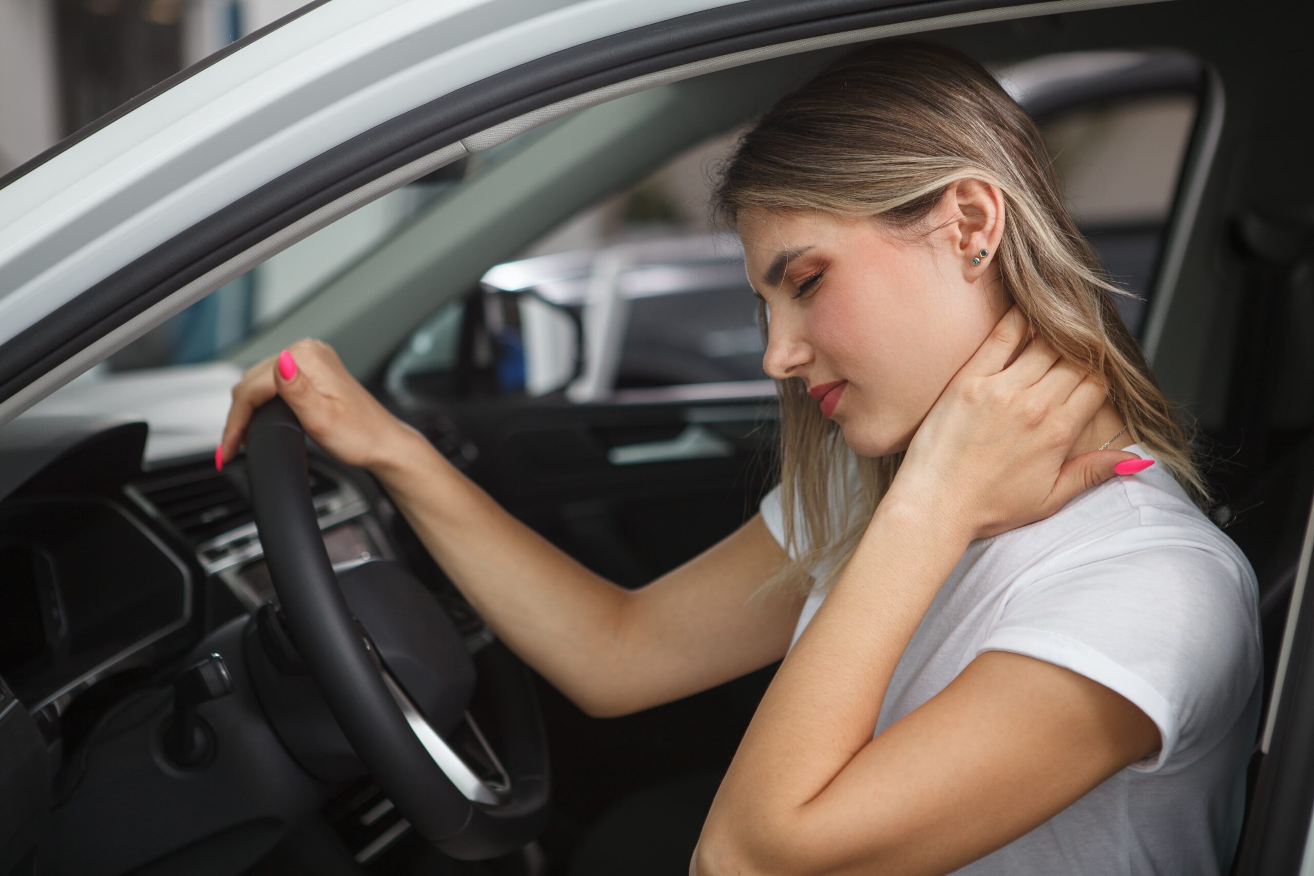 Whiplash pain can linger long after a car accident