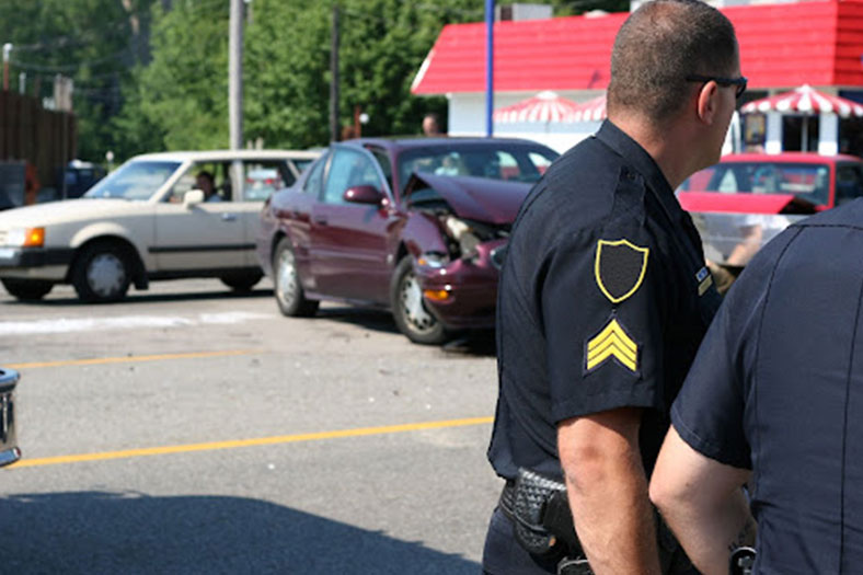 Community service response team responding to a car accident